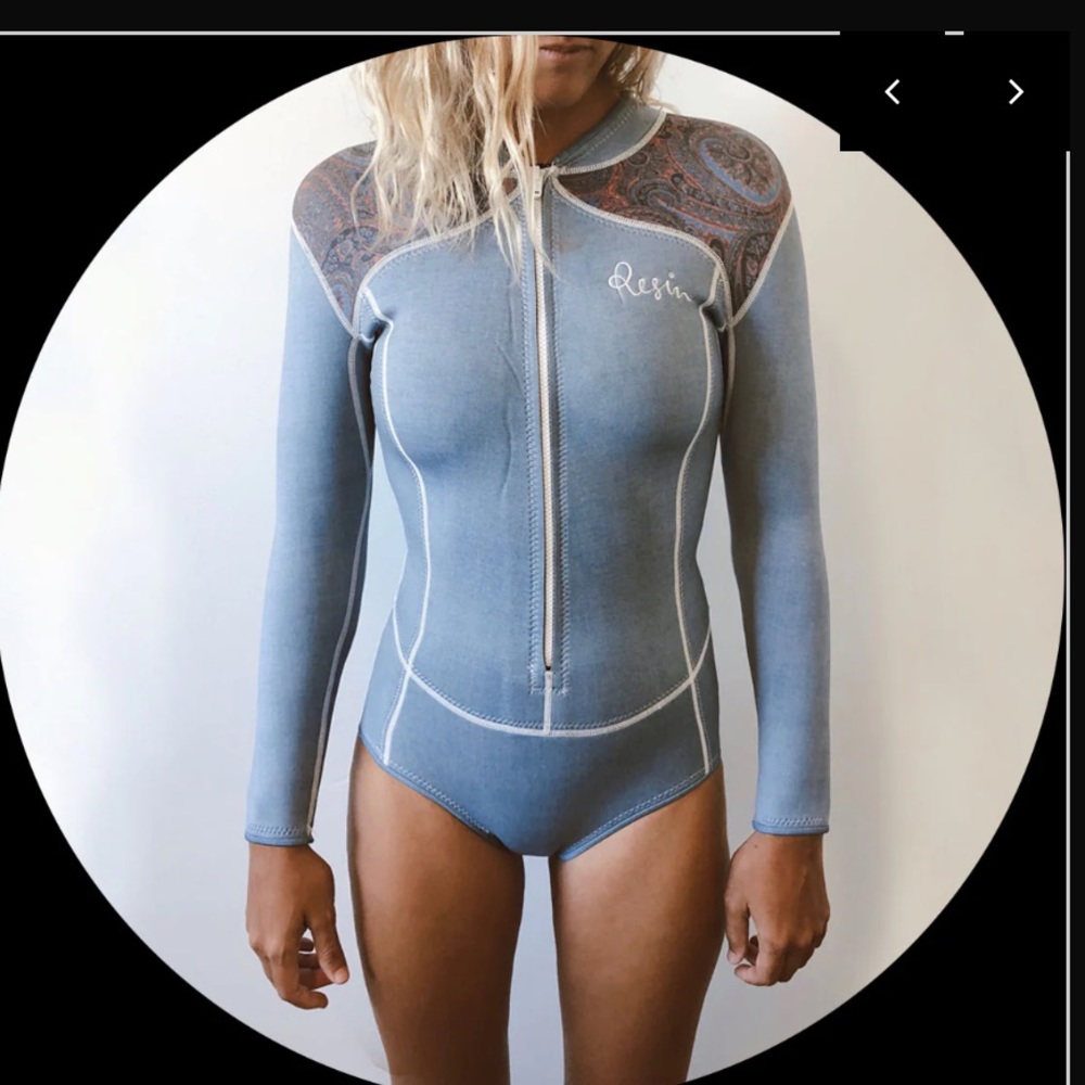 NWT Resin vestal surf suit
